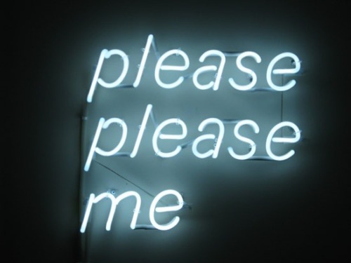 sensics:  Glow blog ☽