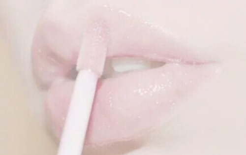 lip gloss