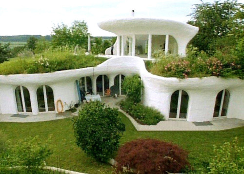 voiceofnature:Modern Hobbit houses in Switzerland by Vetsch Architektur