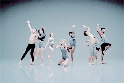 tayswifttrade:  I’m dancing on my own, I make the moves up as I go 