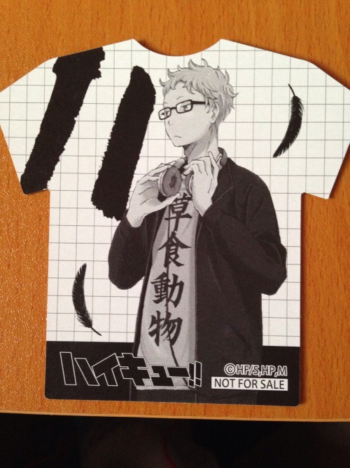 tatsu-to-mamo-no-atm:  So when I wasn’t on Tumblr the last month and a half, I was…um. Yeah.  Throwing my money at a certain volleyball series. The complete Karasuno team was at hand in the Jump Shop in Tokyo Dome City. And I started collecting