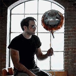lrueirgyhkity45htikiu6-deactiva: it’s a balloon. It’s got a monkey on it.