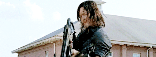 My favorite bowman is back! | The Walking Dead Ep.710