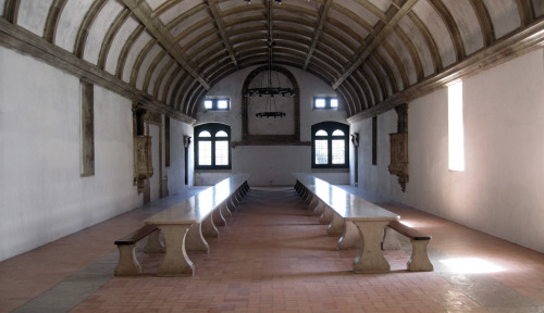 speciesbarocus:Convent of Christ, Tomar: the refectory.Originally a 12th-century Templar stronghold,