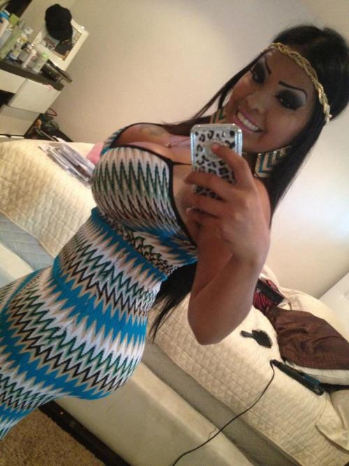 chicanalover88: Latina stripper from Califas…could YOU handle all that thickness and curves? 