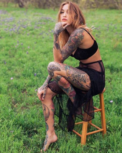 poin00: Torrie Blake Torrie Blake on Instagram porn pictures