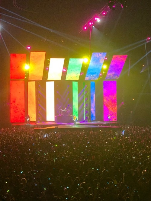 forever9intheafternoon:Pray For The Wicked Tour United Center, Chicago IL. 7/17/18