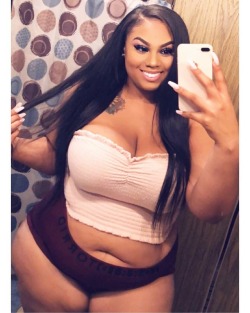 fletchertrowan:  tfabrocks: IG @lexiilovespink https://www.instagram.com/p/BnHiKqKH3FZ/?utm_source=ig_tumblr_share&amp;igshid=105sshxjbeqvg  THICK and Beautiful 