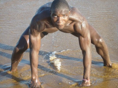 afrobangala:  Follow my blog for more Real Masculine Afro Men: www.http://afrobangala.tumblr.com/ Please like and reblog. 