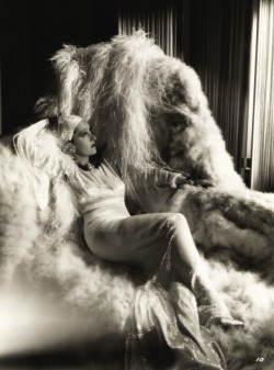 vampdreaminginhollywood:  Gloria Swanson  