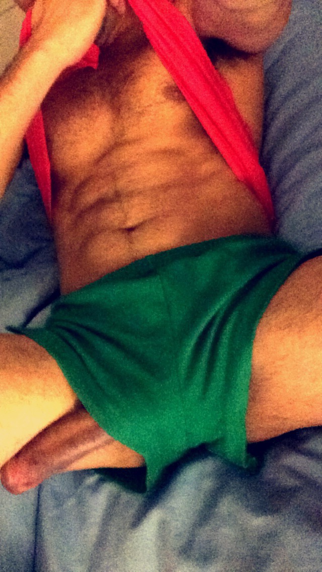 yngcouple:Share if you want more! Message me to talk dirty!