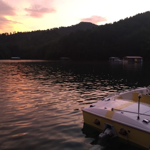 Some sun, some rain, fast fun (on the water and high altitude mountain roads) and a lift that just didn’t cut it. Oh well, we know have a jet ski lift instead of a boat lift. Lake life goes on…