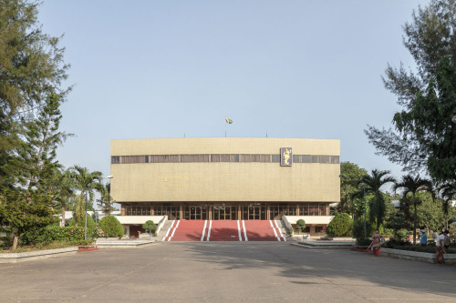 The National Theatre is regarded as one of the best-equipped in the Southeast Asian region. In 2014,