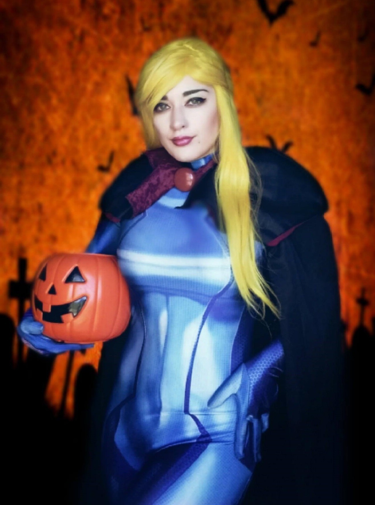 teaaaahrocket: Happy Halloween!I enjoyed this Samus art from @splashbrush this much!