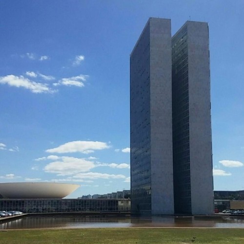 Brasilia, Congresso Nacional by Oscar Neimeyer. Photo Berke Aksüt #isc20c