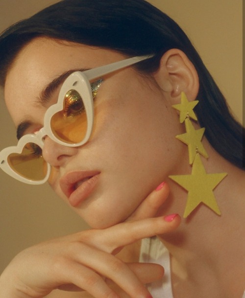 distantvoices: Barbie Ferreira for Oyster Beauty