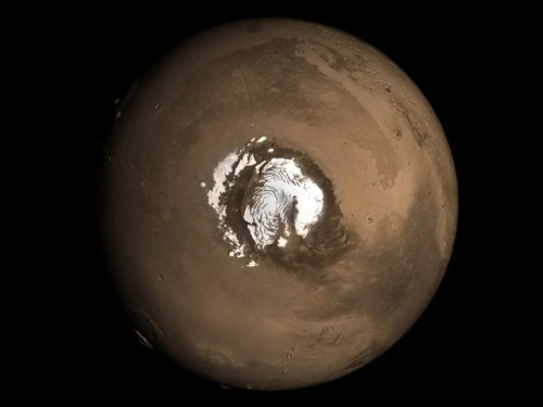 The Spiral North Pole of Mars A  mosaic from ESA’s Mars Express and by the Mars Orbiter Camera on bo