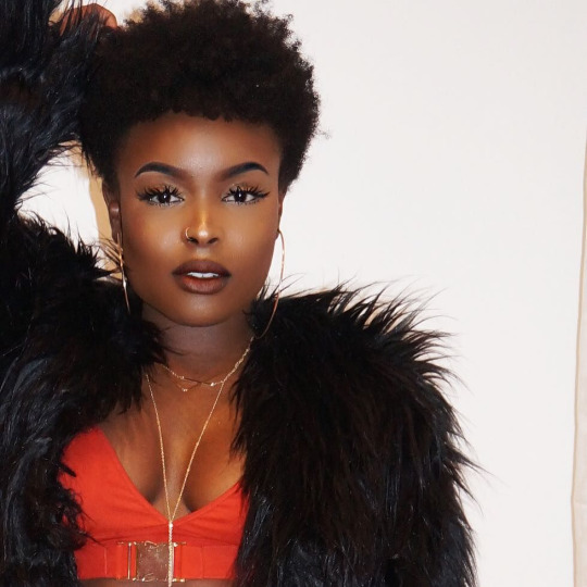 dark skin black women appreciation post. behold mothafuckas!