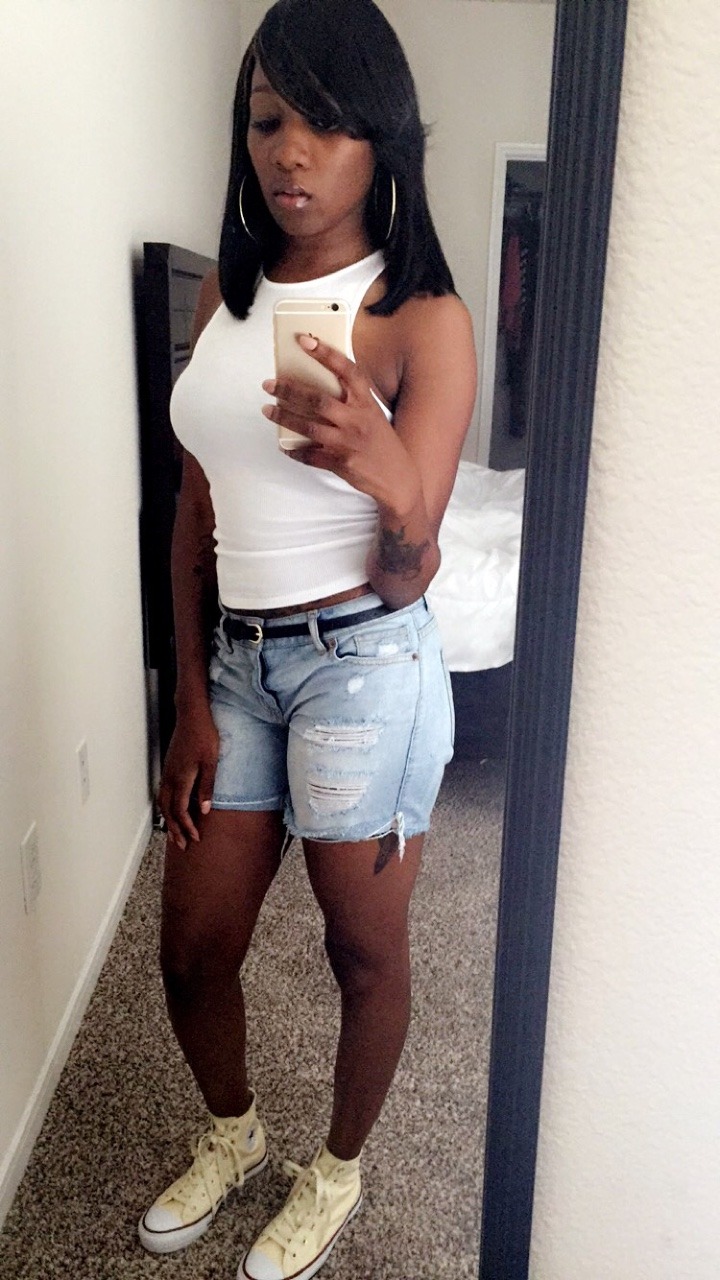 itsteesmallzhoe:  beautifulko:  D A R K S K I N   APPRECIATION   DAY !!  I love the