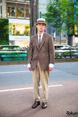 tokyo-fashion:  Japanese hair stylist Yuta on the street in Harajuku wearing a retro look featuring items from the Tokyo vintage boutique DoLuKE. Full Look