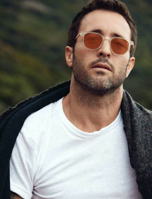 ALEX O’LOUGHLIN