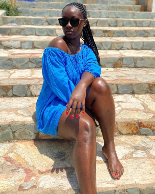 princejazziedad:DeliciouslySexy Curvy Luscious Ghanaian Mamita… Ms __Smokey…….❤️💙💛