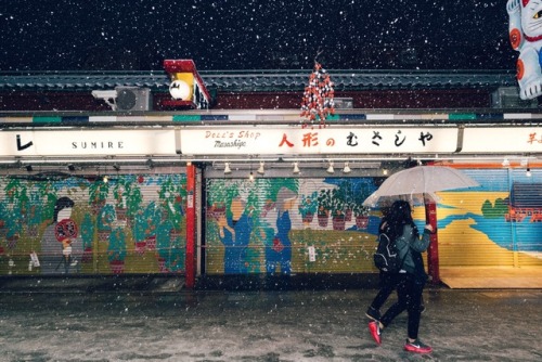 yokoichiphotography: Snow covered Tokyo. Senso-ji temple, Asakusa. featured 121clicks121click