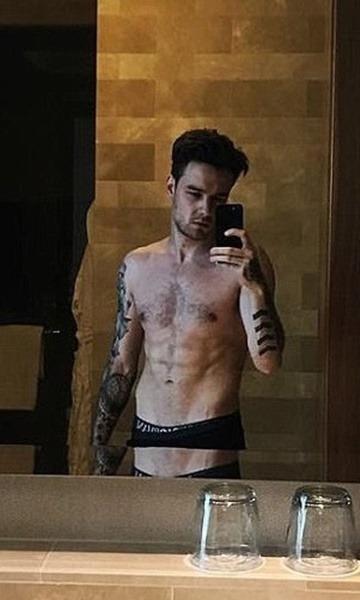 male-and-others-drugs:  Liam Payne