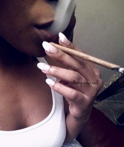 acequeenent:  bamaborn:  #Getlifted  I like that caption.