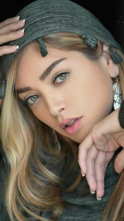 taramysweetlove:  <3