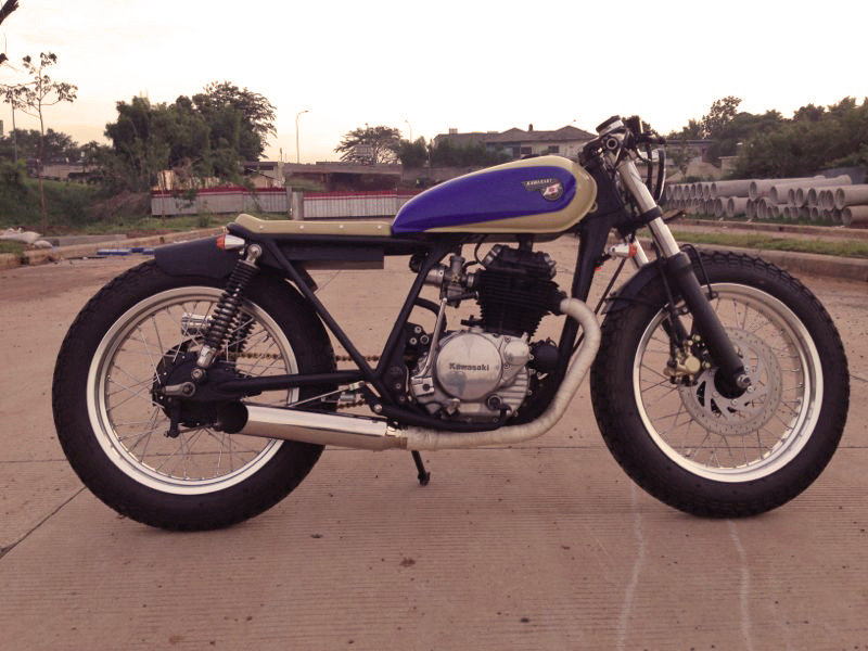garageprojectmotorcycles:  Mahatma from Besi Moto in Indonesia sent me some pics