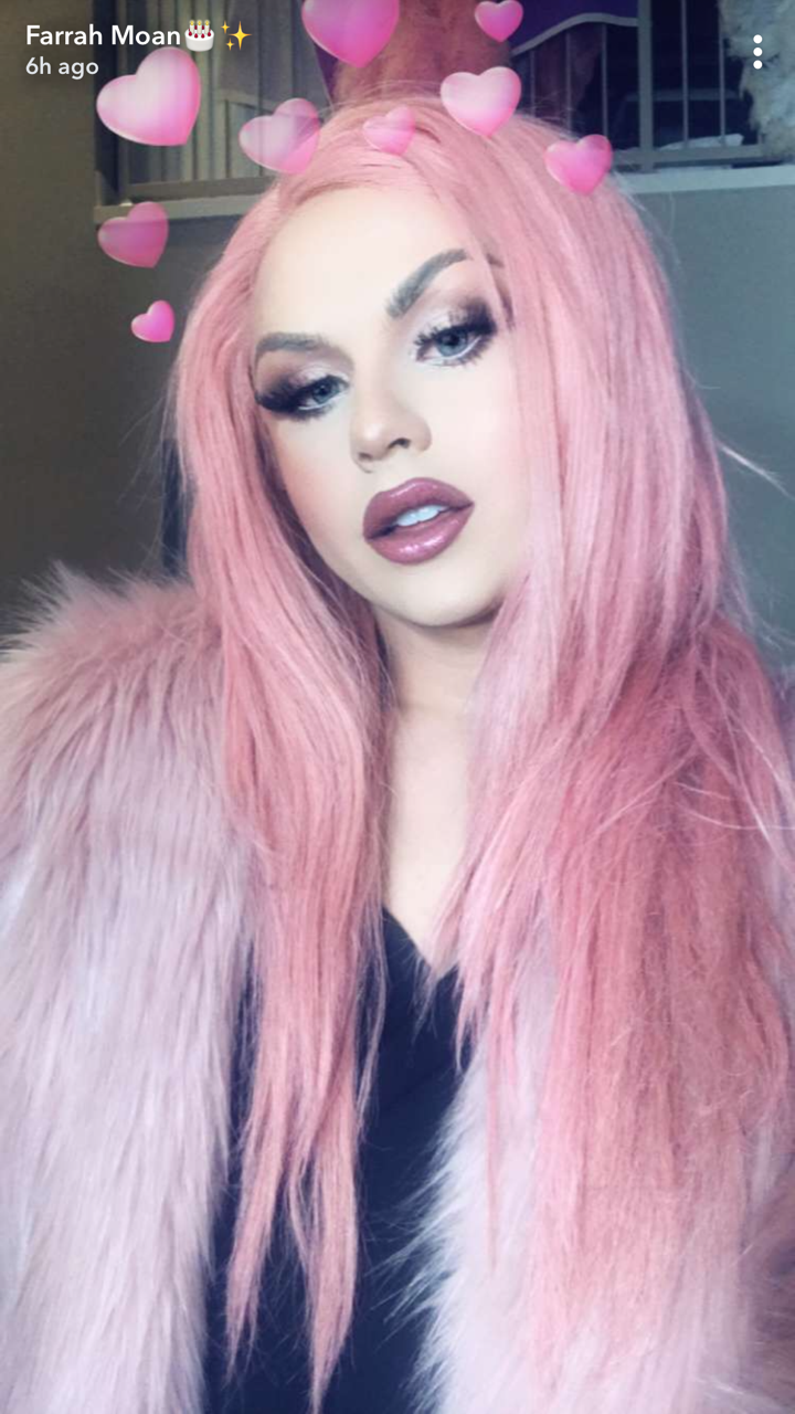 artificialmillie:  I miss the couple months where Farrah would just get up in drag