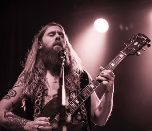 #photooftheday #musichour #kadavar @kadavargram #nrnberg #berlin #rock #nifty50 #guitar #fullframe (hier: