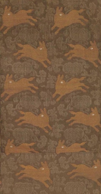Panel with Rabbits amid Clouds, Ming dynasty, late 16th–early 17th century. Silk gauze with plain-we