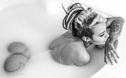 fishball-suicide:Heart bum