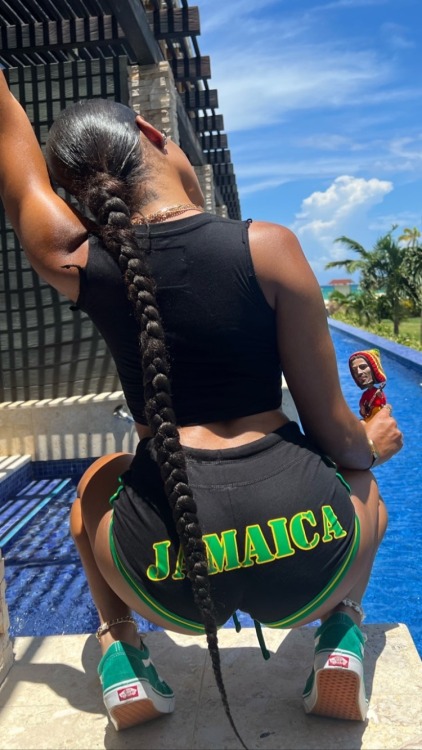 colourfulaura:all in Jamaica with it 🇯🇲 porn pictures