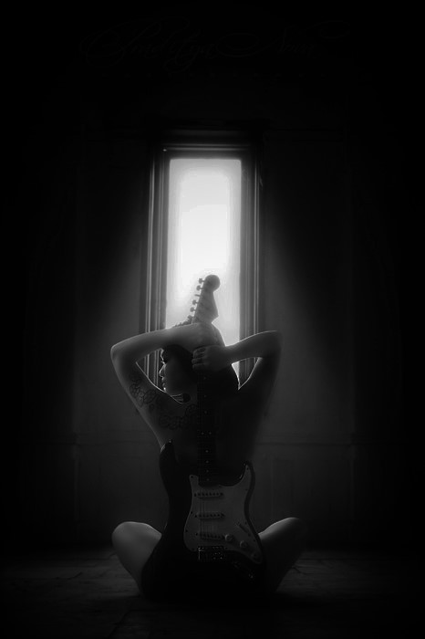 artizan3: ..The Guitar Girl… by ditya  ⚓️