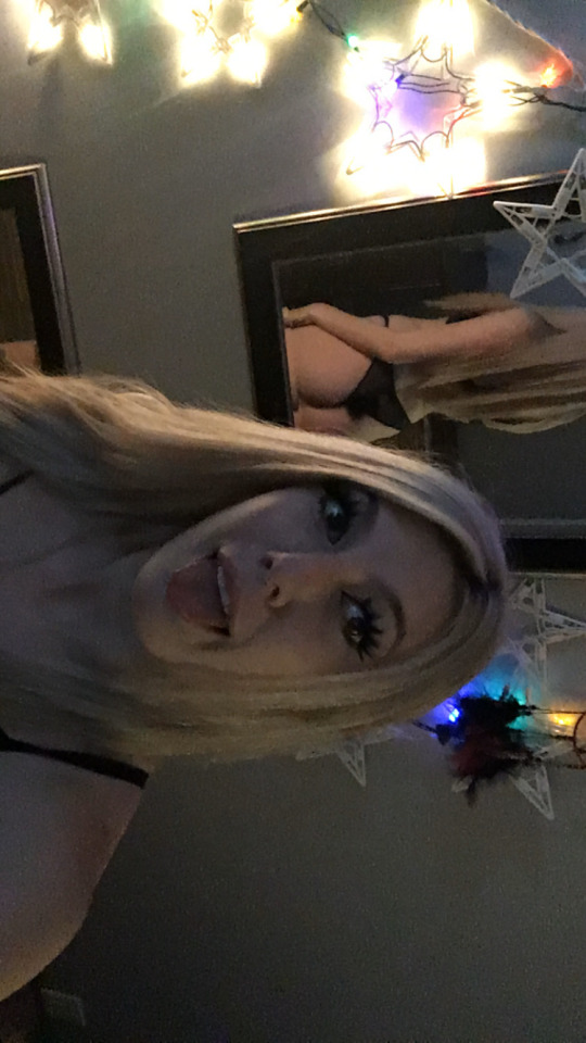 blondieloveee:http://www.onlyfans.com/blondieloveeeOnlyFans