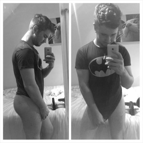 attention-deficit-ooo-dick:  This is my appreciation of Alex’s Butt post. I mean just damn. if you don’t follow him for his stunning looks, great voice, cute dorky side or anything else…follow him for his ass. http://captainjaneways-bitch.tumblr.com/