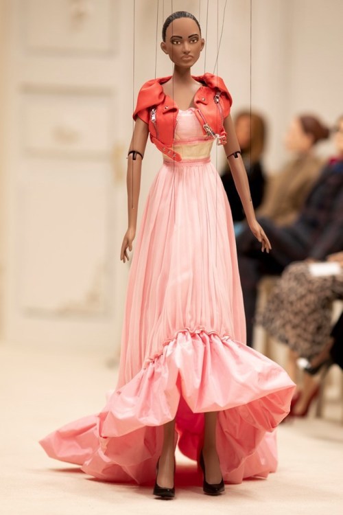 fashiondailymag