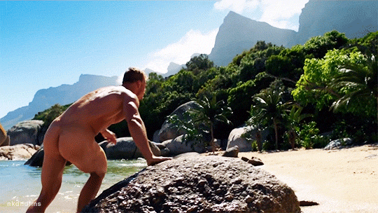 nkdndfms:Alan Ritchson