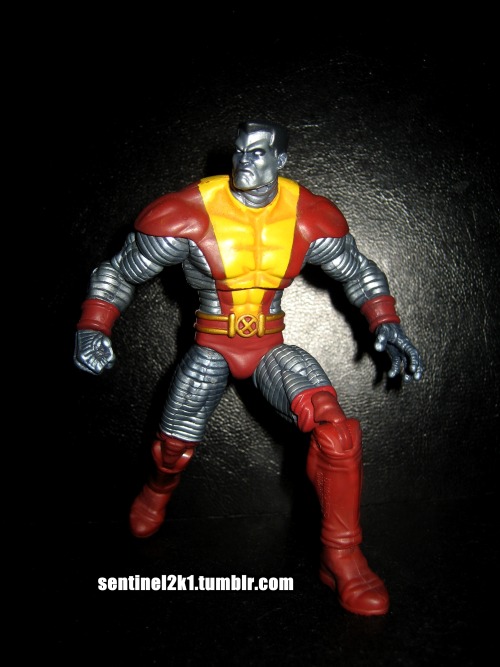 Marvel Universe: Colossus This is one of those rare instances where I like both the Marvel Select an