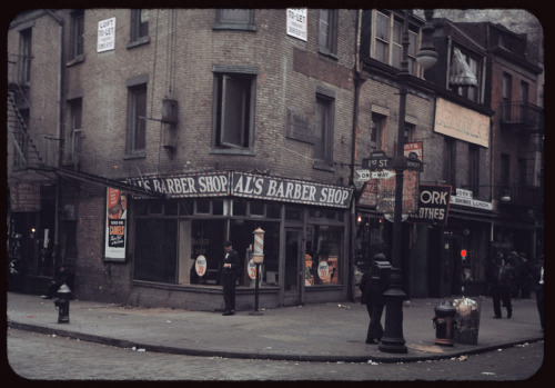 onceuponatown: New York 1941-1960. By Charles Cushman.