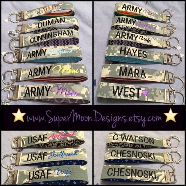 📬 SHIPPING TODAY! 📬 Tracking #s have been emailed. ⭐️www.SuperMoonDesigns.etsy.com⭐️ Personalized Name Tape Keychains, Bracelets, and Lanyards! Army (ACU or MultiCam), USAF, USMC (Desert or Woodland), Navy (NWU or NWU III), USCG, Solid Black,...