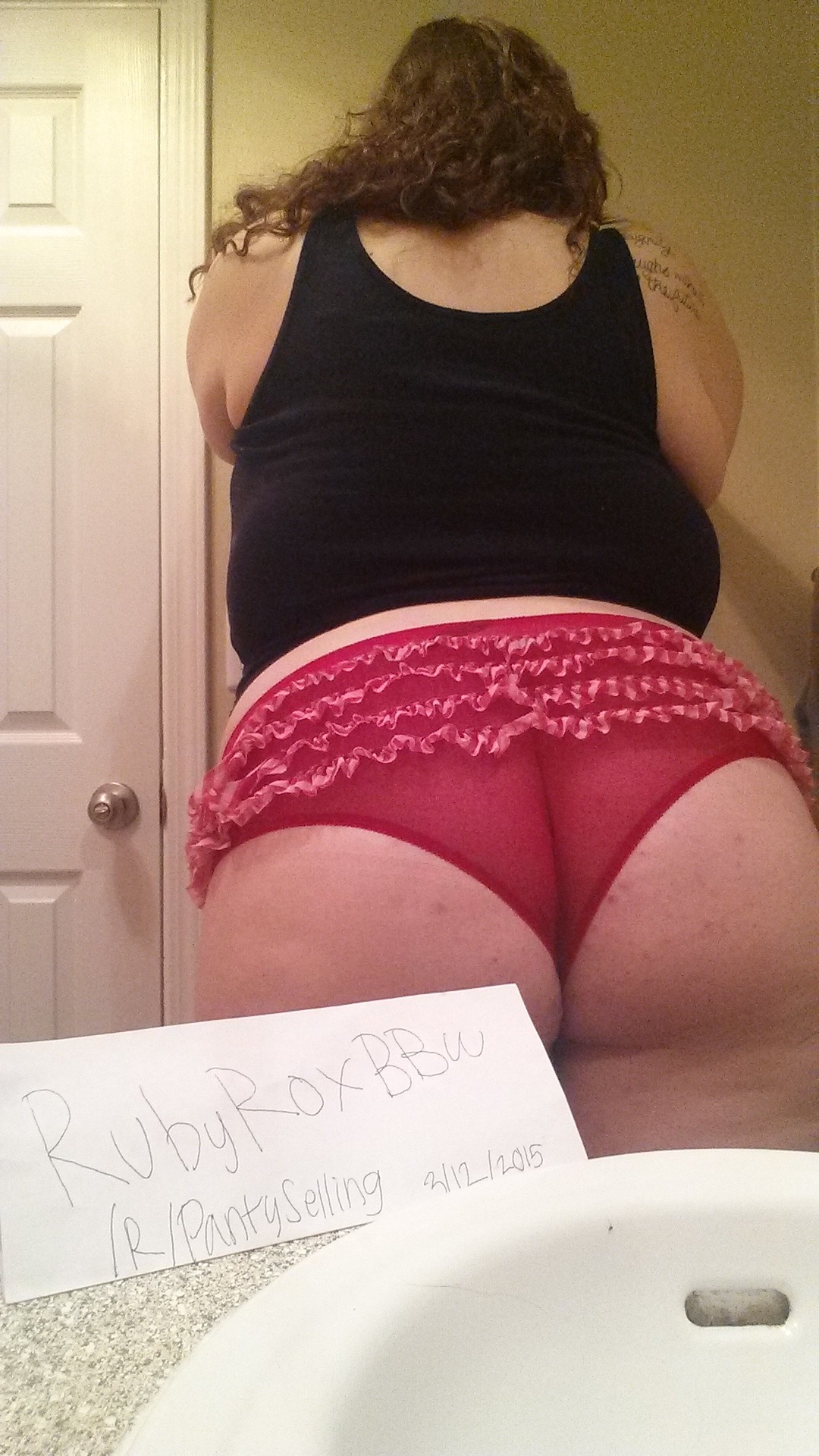 rubyroxbbw:  Selling these mesh frilly panties with 2 days of wear and play(;45$-