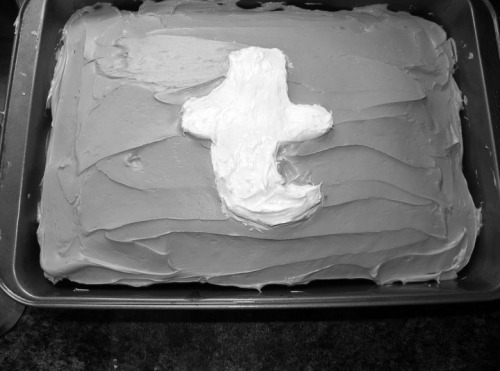 thinly:  I remember a few years ago I was really upset and my mommy asked me what made me happy and I said food and tumblr and she made me a tumblr cake.