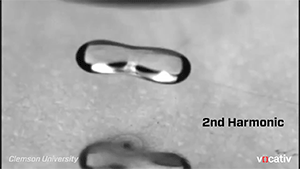zerostatereflex:  Scientists used a powerful acoustic field to float a liquid droplet