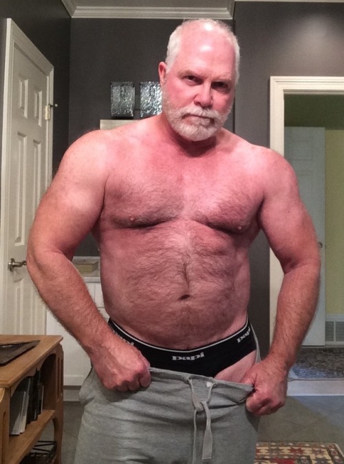 Porn photo Hairy Muscle Bears and Dear Daddies