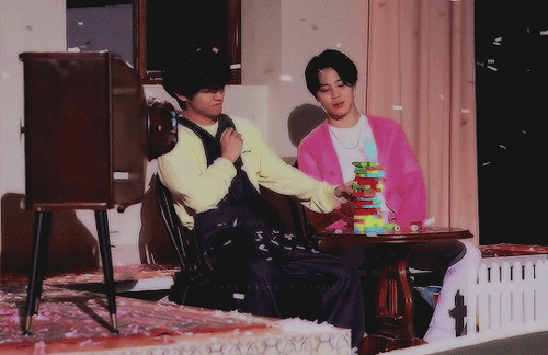 Taehyung And Jimin Playing With Jenga And Laughing Together 🥺 Cr : 用户_0529 @ Weibo