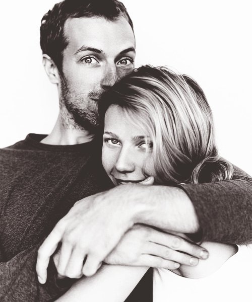 thatballpointpen:  “she came home from the hospital, after her father passed, covered in tears. i started crying and kept asking her ‘what can i do for you? tell me how i can help…’ and she looked up at me and said ‘just hold me…cause